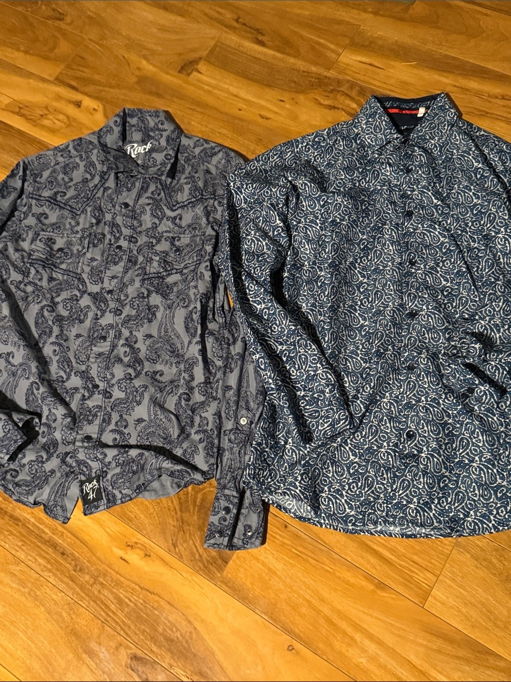 Men’s Blue Paisley Button-Up Shirt Lot